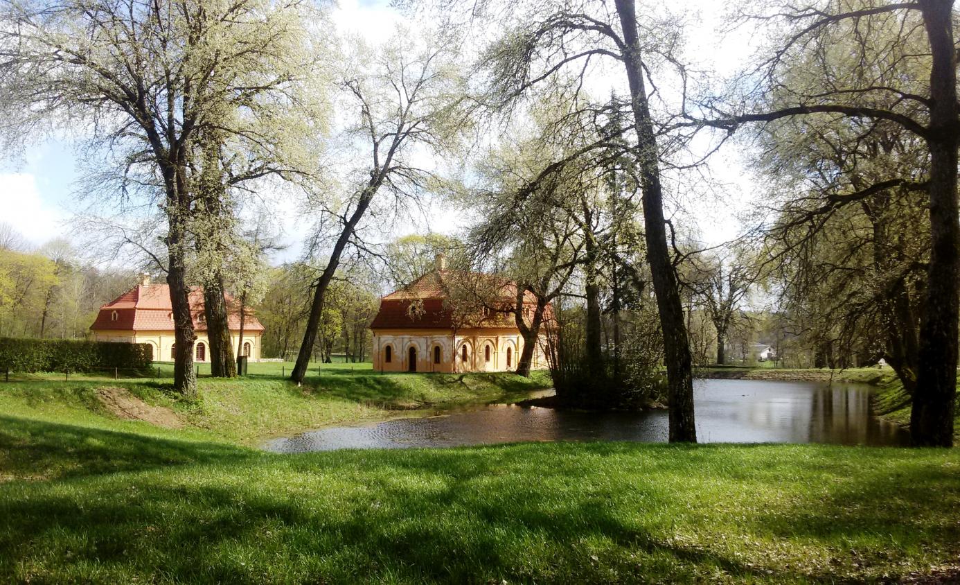 Lithuanian manors